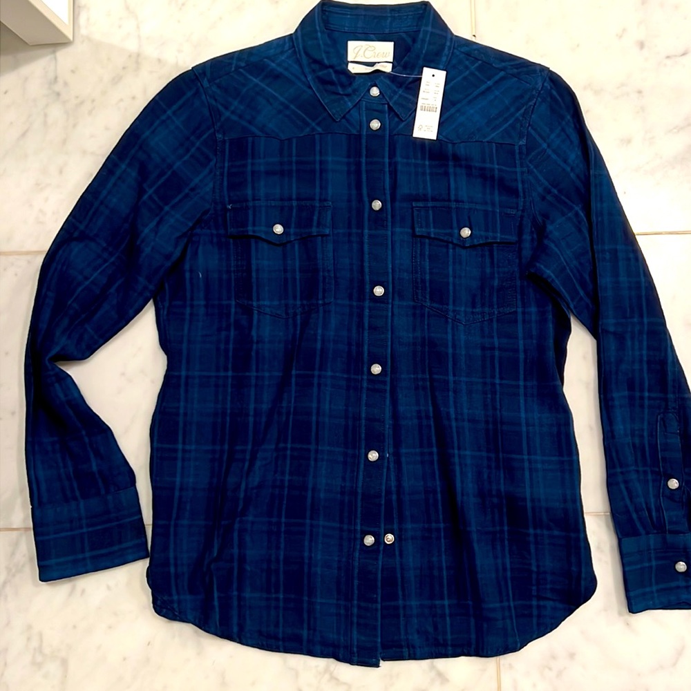 Brand new J Crew navy plaid pearl button, button down. Size 8 slim fit.